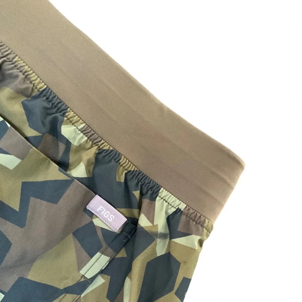 FIGS Zamora Lined Camo‎ Scrub Jogger Pants Women M Cargo Zip Pocket